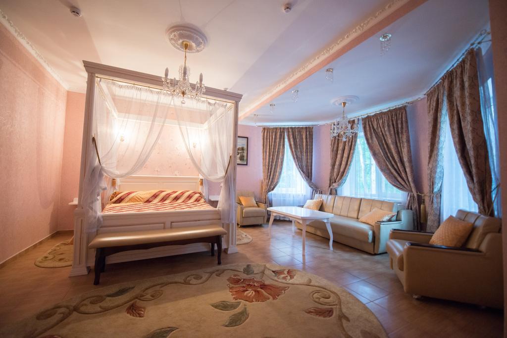 Oazis-M Hotel Babin Buitenkant foto