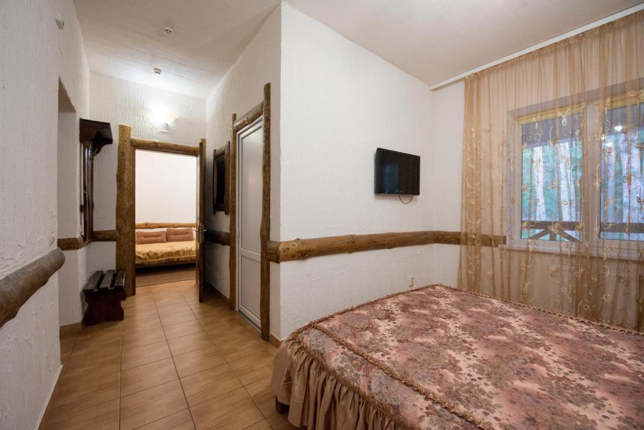 Oazis-M Hotel Babin Buitenkant foto